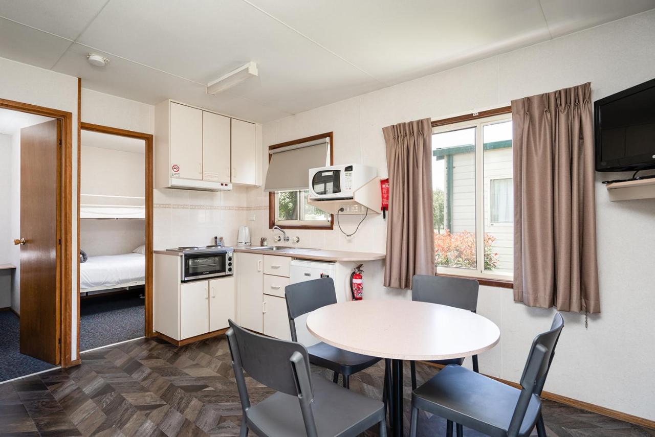 Gundagai Cabins & Tourist Park Kültér fotó