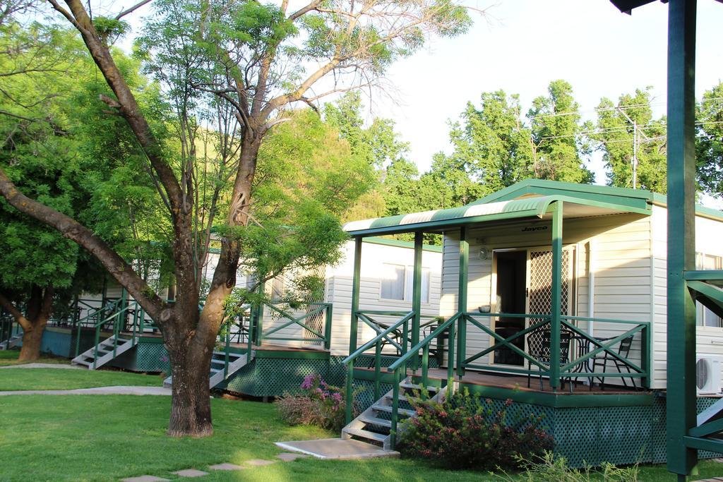 Gundagai Cabins & Tourist Park Kültér fotó